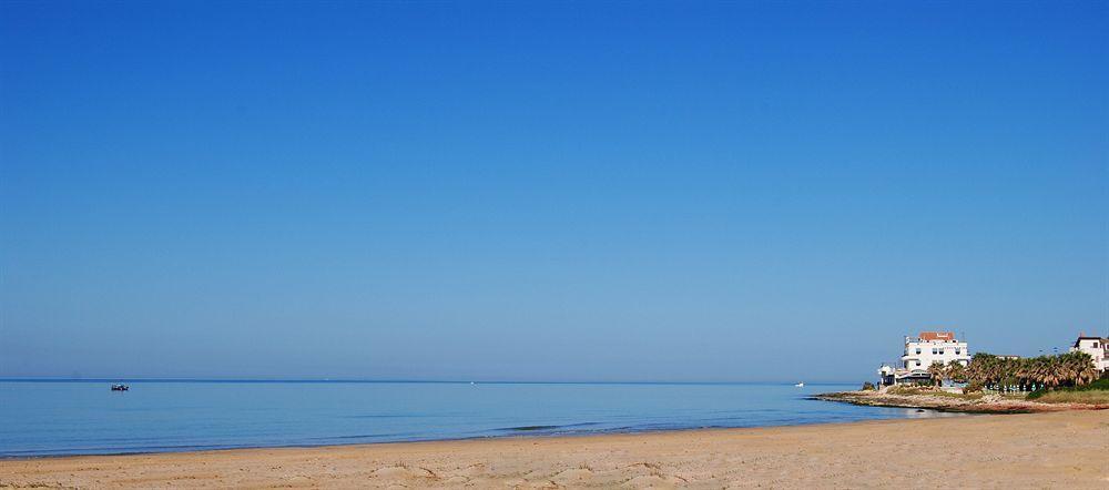 Hotel Acquamarina Доналуката Екстериор снимка